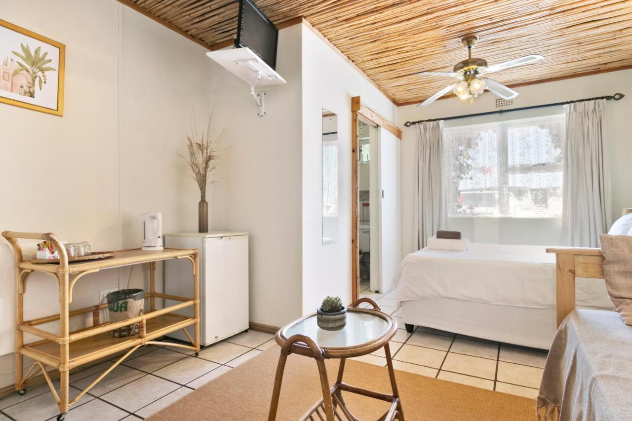 The Bohemian Guesthouse ケープタウン エクステリア 写真