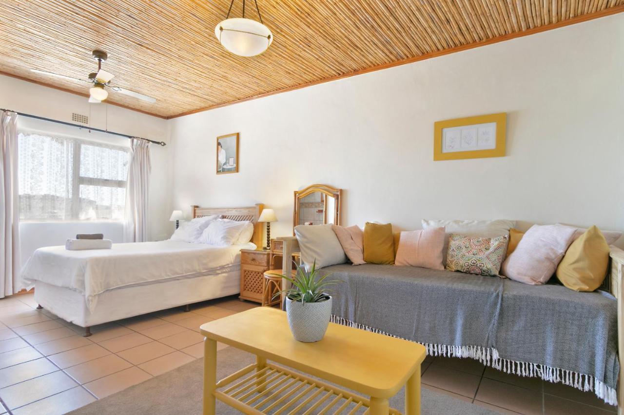 The Bohemian Guesthouse ケープタウン エクステリア 写真