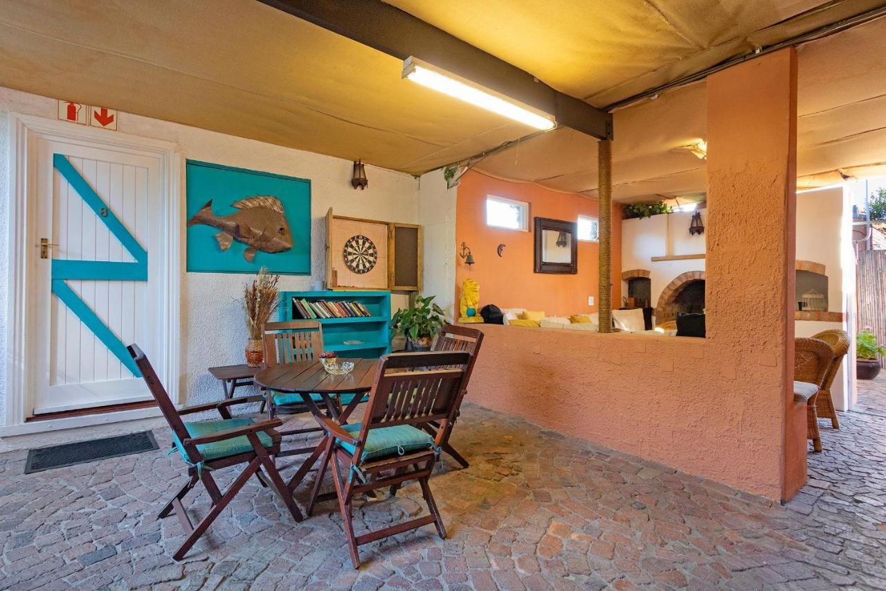 The Bohemian Guesthouse ケープタウン エクステリア 写真